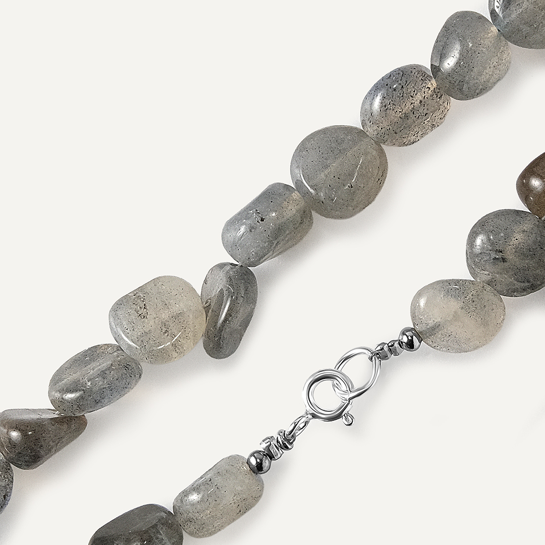 Бусы из лабрадорита