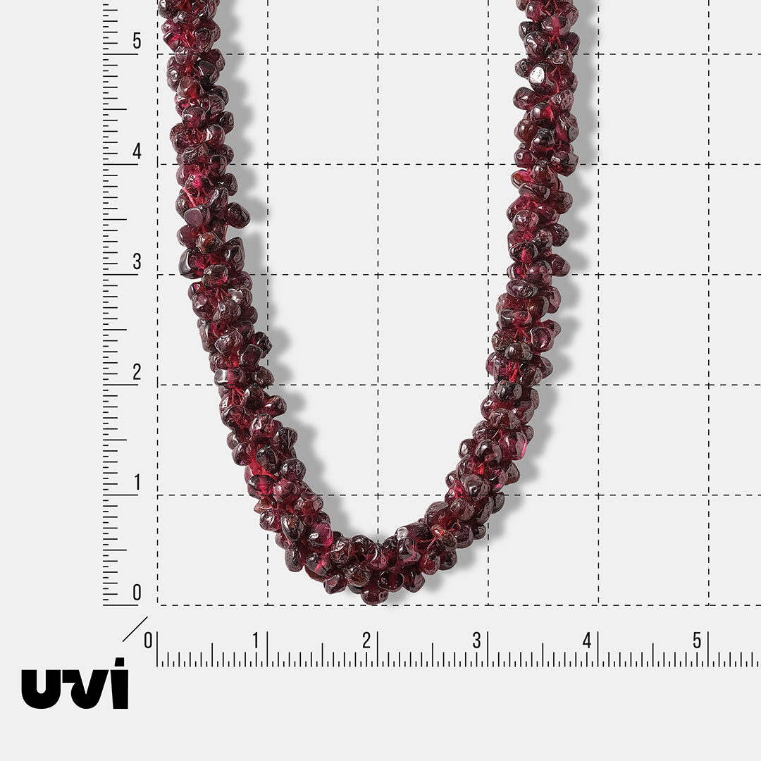 Бусы из граната