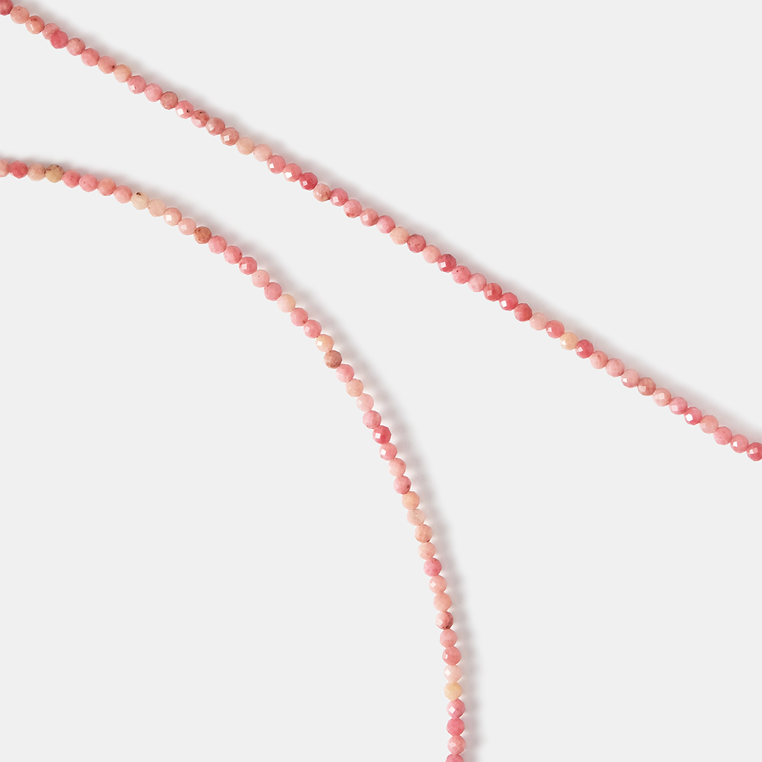 Бусы из родонита