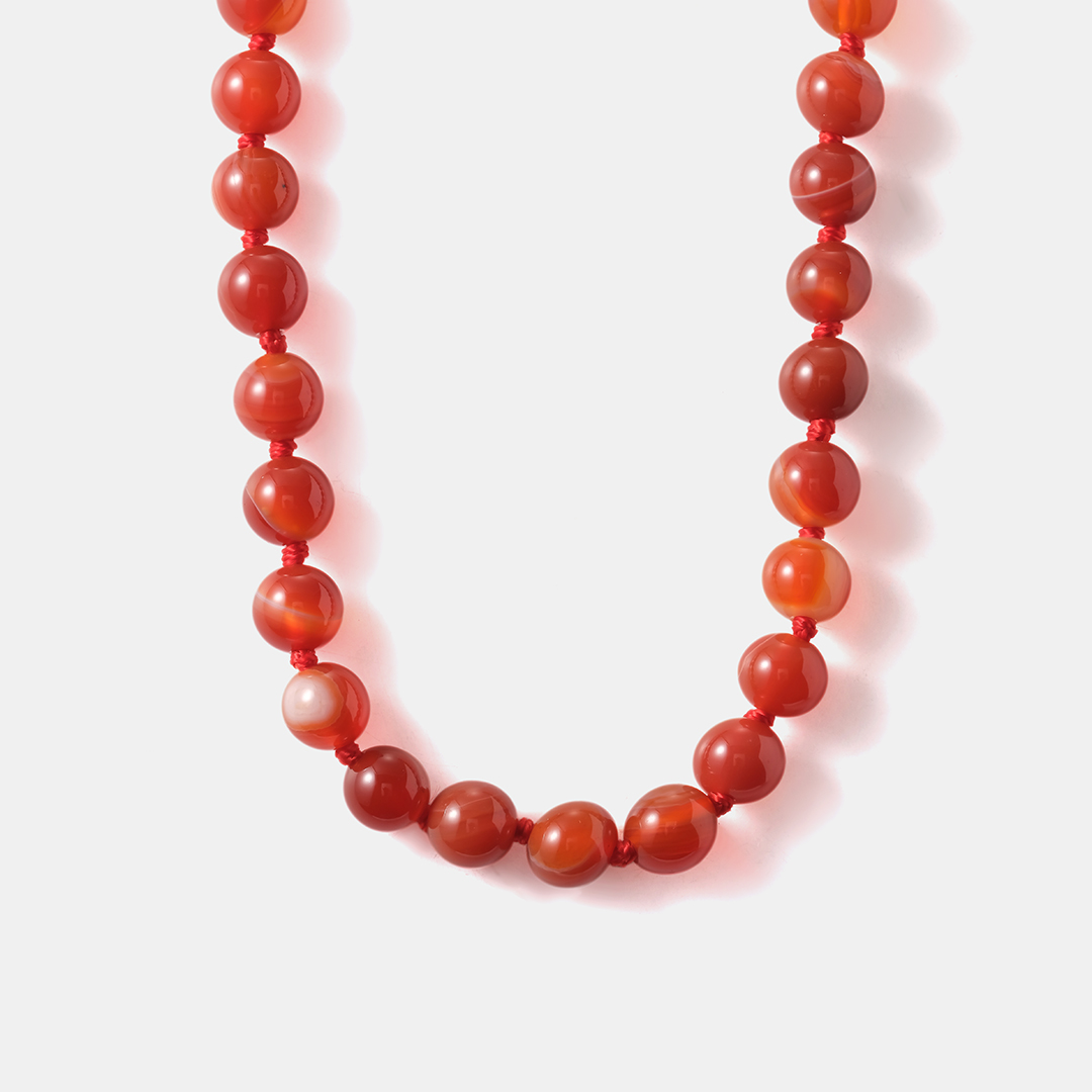 Бусы из сердолика