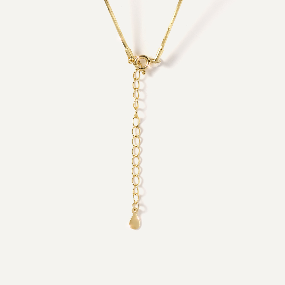 Серебряная подвеска с жемчугом на цепи