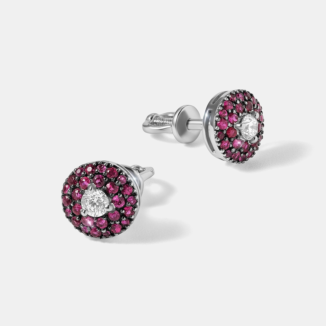 Серьги-пусеты из белого золота с бриллиантами и рубинами