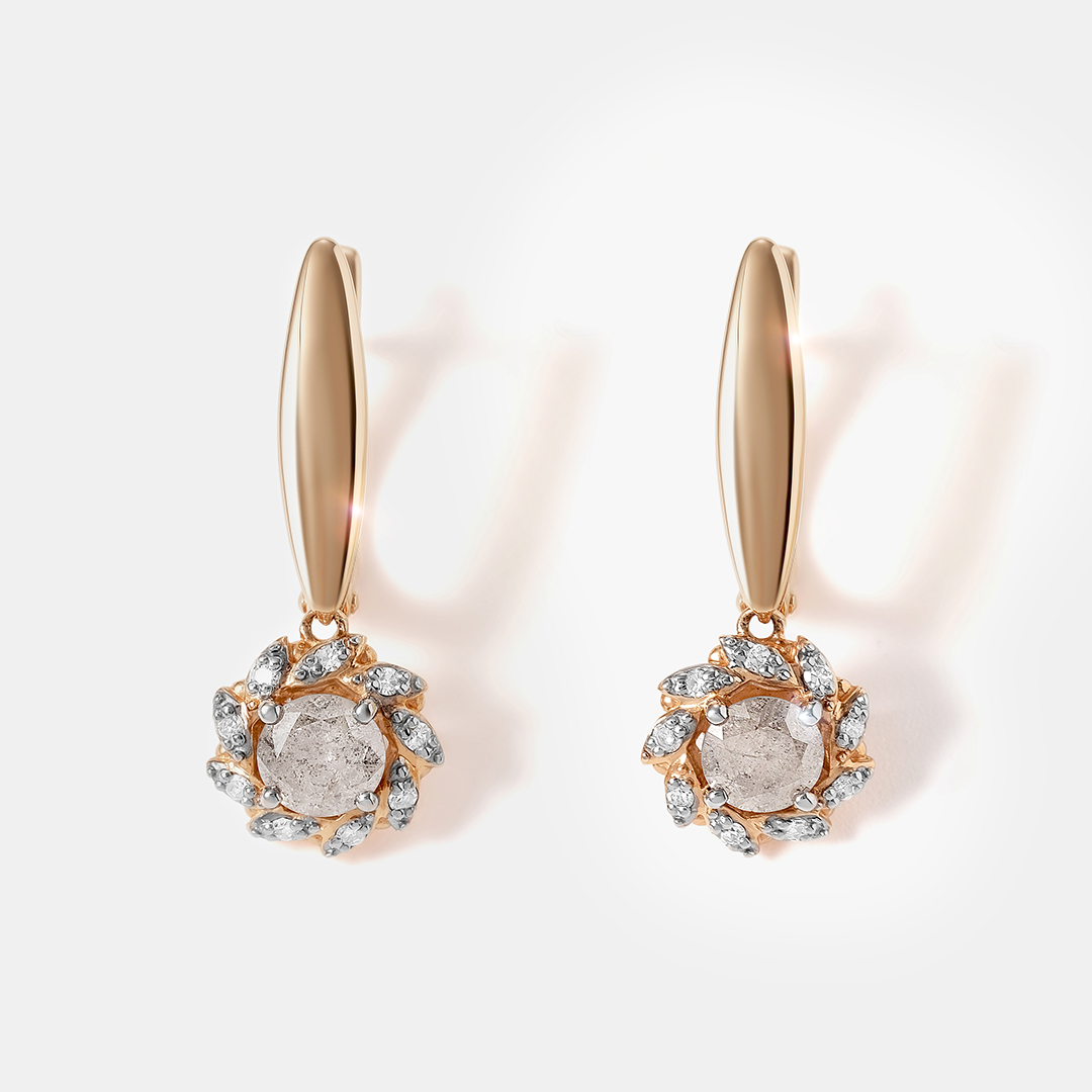 Серьги из золота с бриллиантами "Цветы"