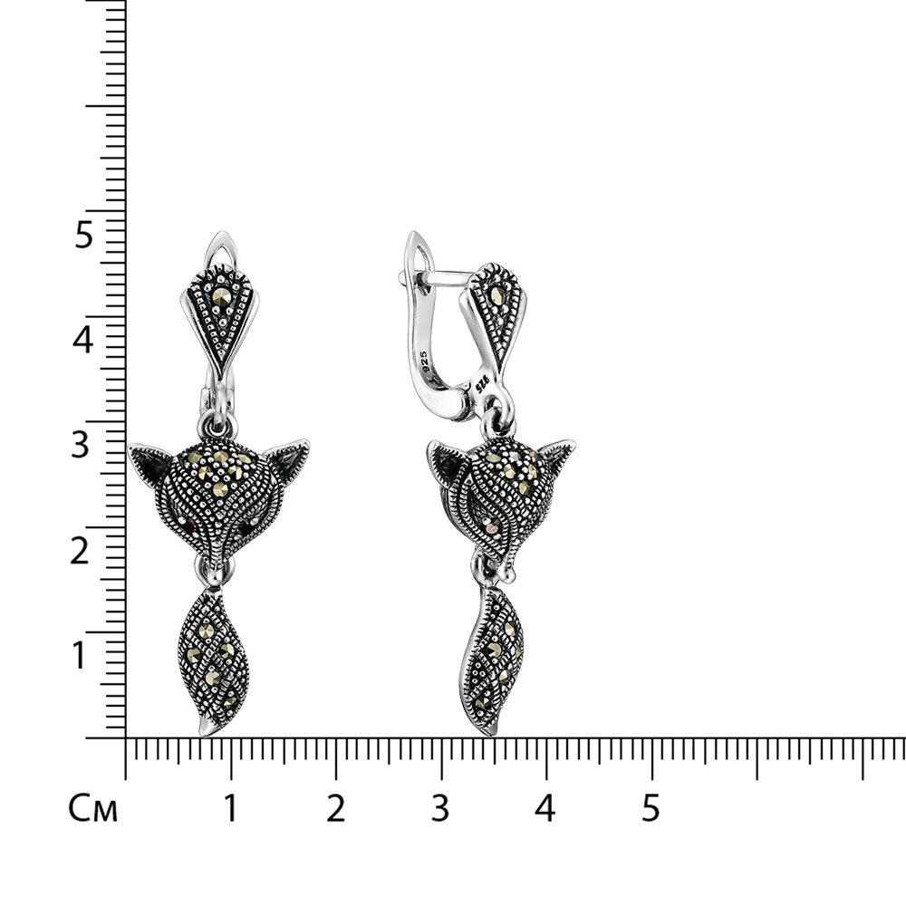 Серебряные серьги 925 пробы; оксидирование; вставки 4 Гранат; 24 Марказит;
