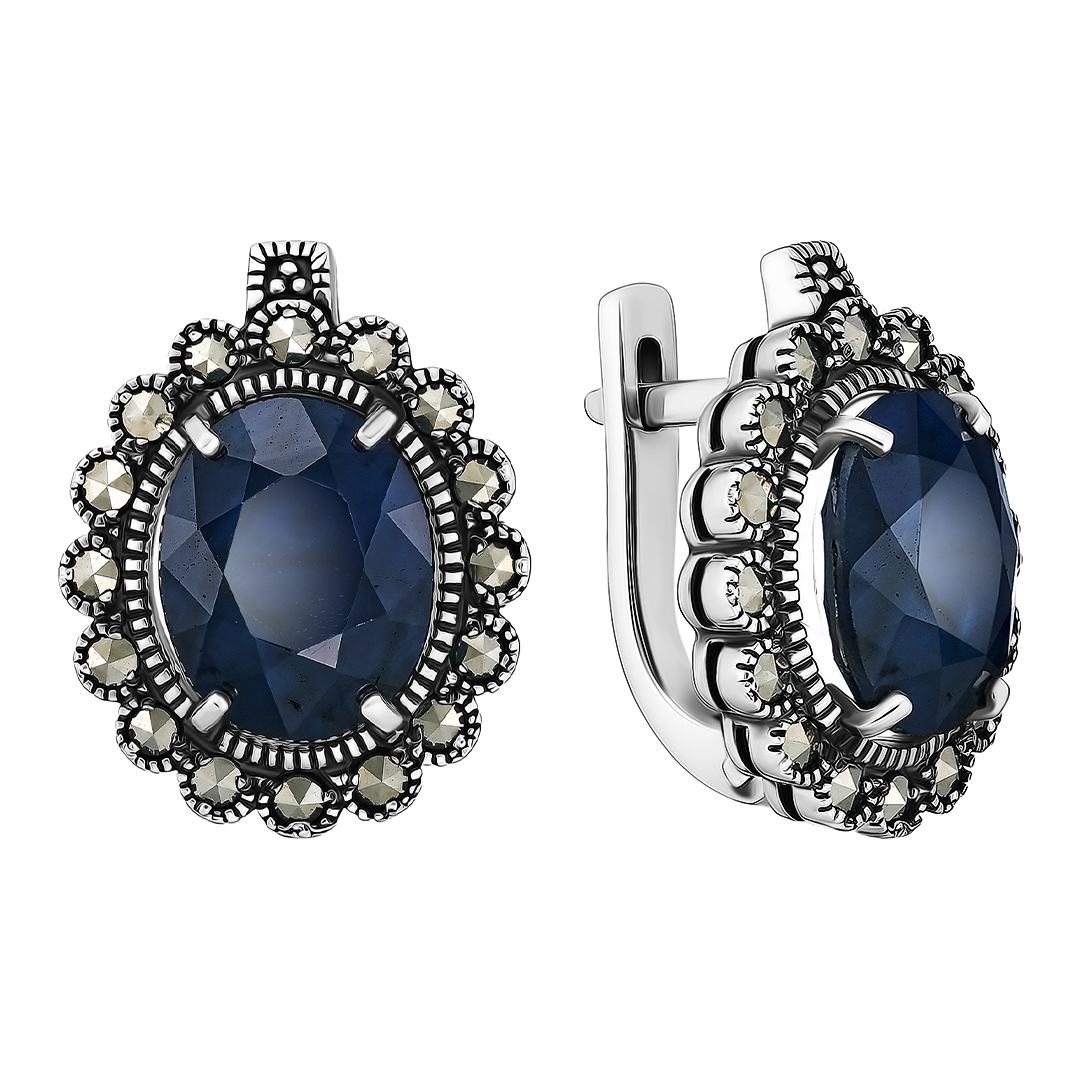 Серебряные серьги 925 пробы; оксидирование; вставки 2 Сапфир 6,265 U/2; 32 Марказит;