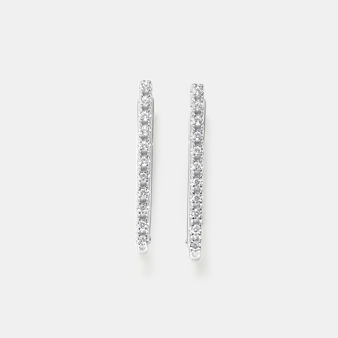 Серебряные серьги 925 пробы; вставки 22 Фианит бесцв.;