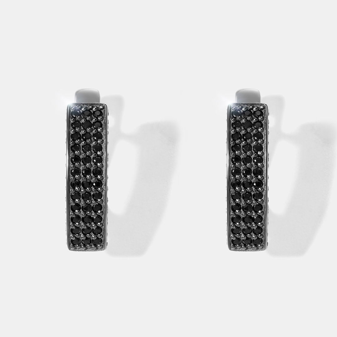 Серебряные серьги со шпинелью