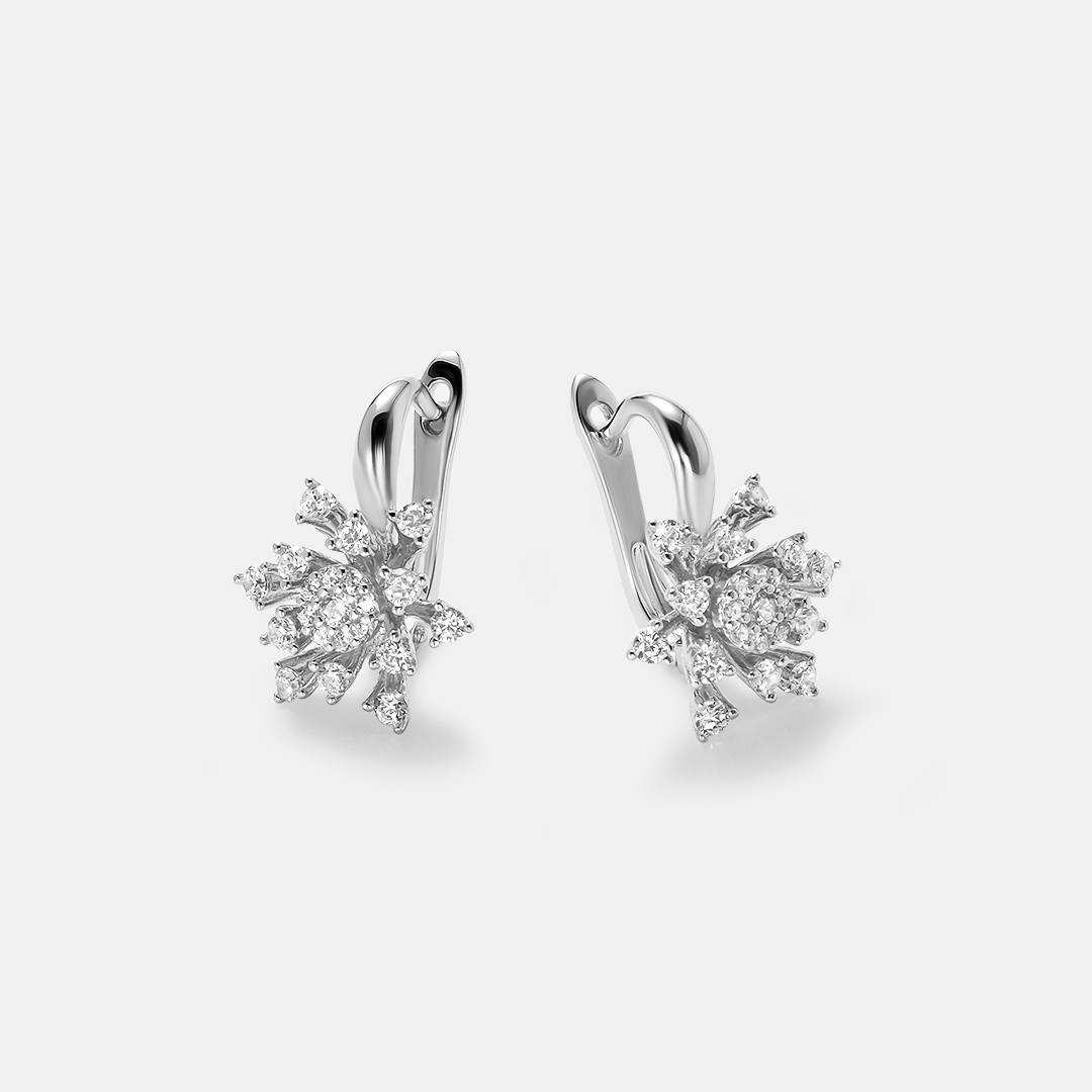 Серебряные серьги 925 пробы; вставки 42 Куб. Цирконий бесцв.;