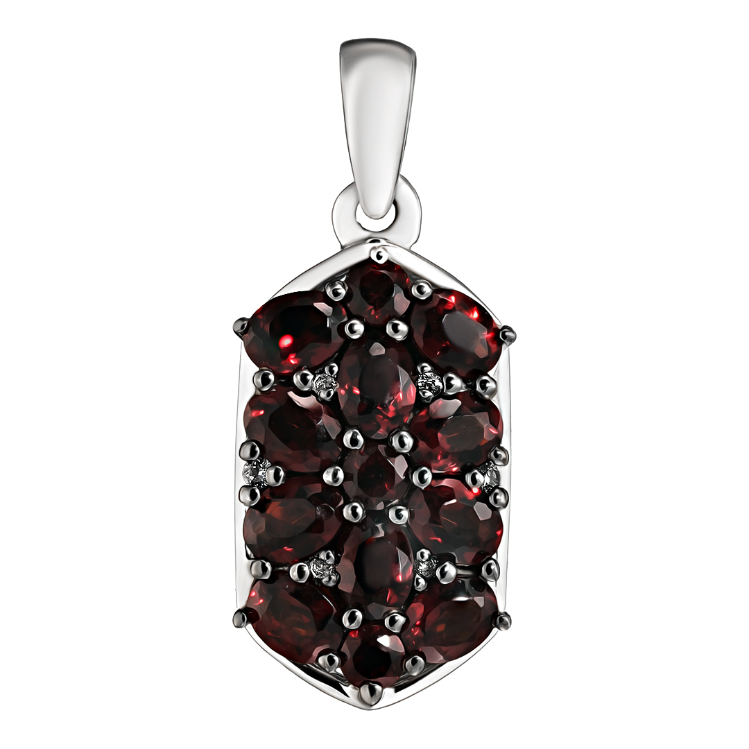 Серебряная подвеска 925 пробы; родий (бел., черн.); вставки 13 Гранат 2,24ct; 6 Топаз белый 0,03ct;