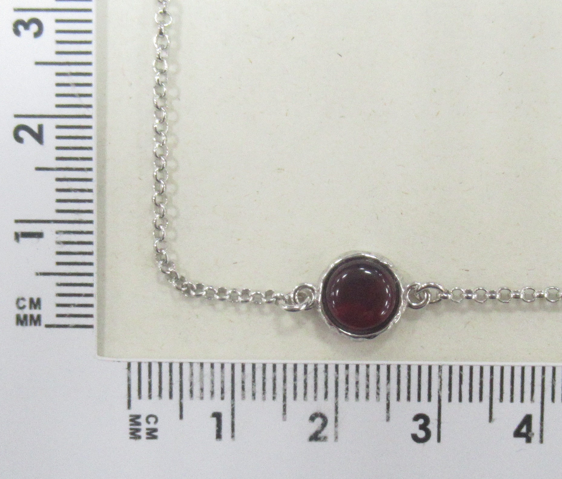 Серебряный браслет 925 пробы; плетение Ролло; вставки 1 Янтарь;