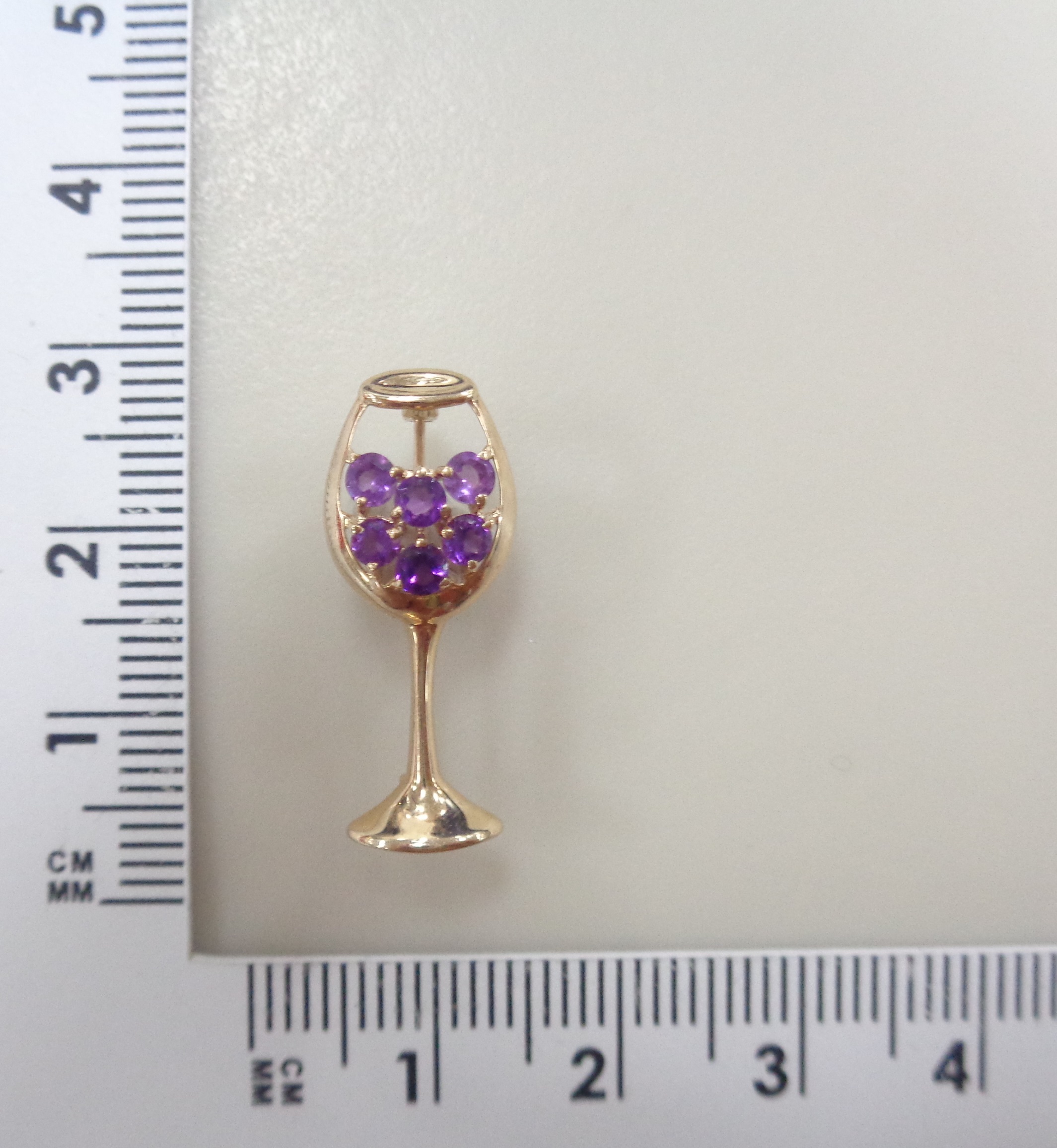 Брошь из золота с аметистами "Бокал"