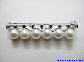 Серебряная брошь с жемчугом