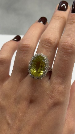 Серебряное кольцо с кварцем