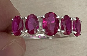 Серебряное кольцо с иолитами