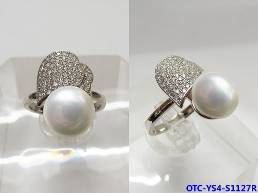 Серебряное кольцо с жемчугом
