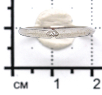 Серебряное кольцо с бриллиантом