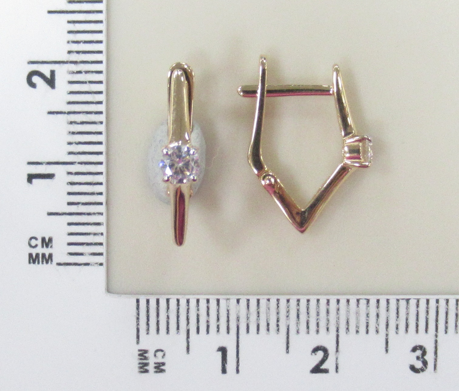 10513-000068 Серьги (Au 585)