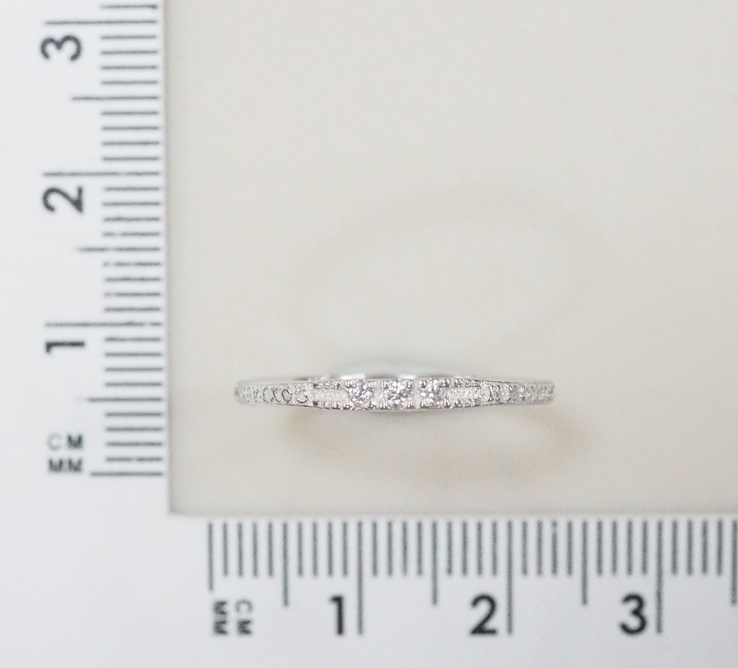 Серебряное кольцо 925 пробы; вставки 3 Фианит бесцв.;