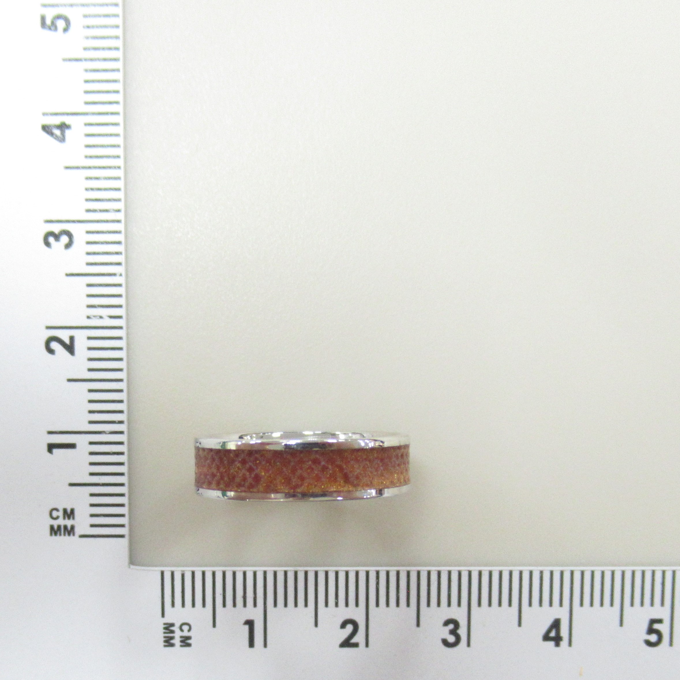 Серебряное кольцо 925 пробы; вставки Керамика цв.;