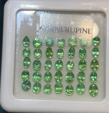 Корнерупин овал 6.0*4.0