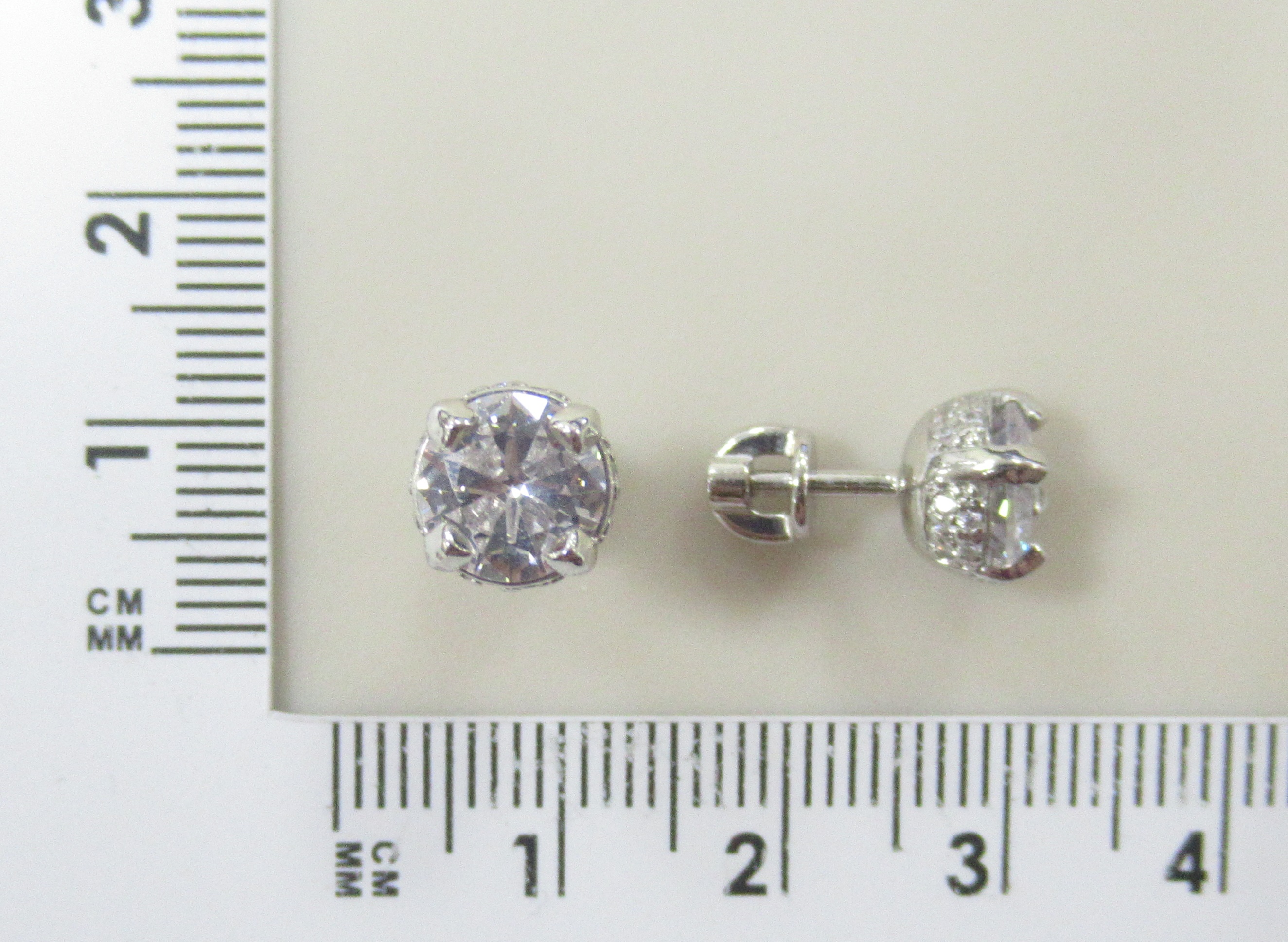 Серебряные серьги-пусеты 925 пробы; вставки 42 Фианит бесцв.;