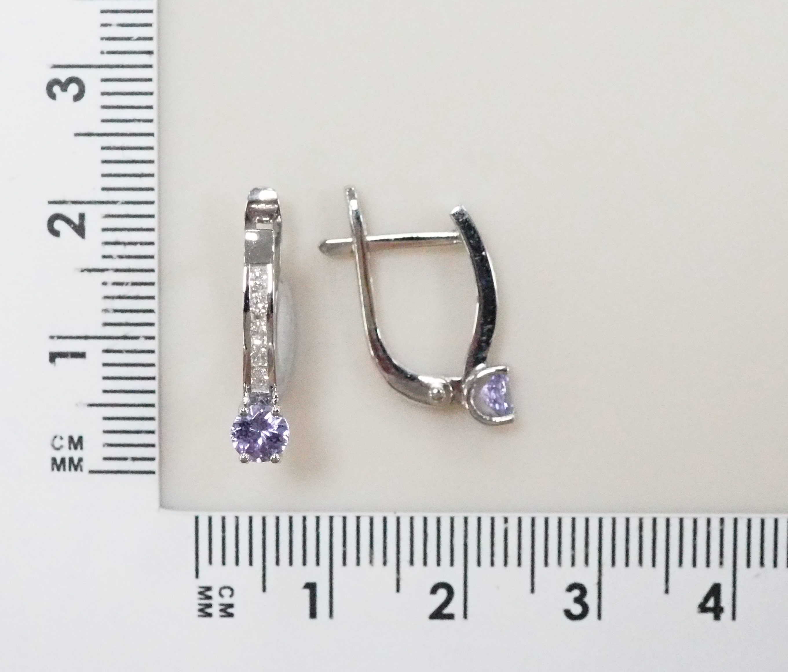Платиновые серьги 950 пробы; вставки 2 Танзанит; 10 Бр.Кр-57 3/6 A 0,122;