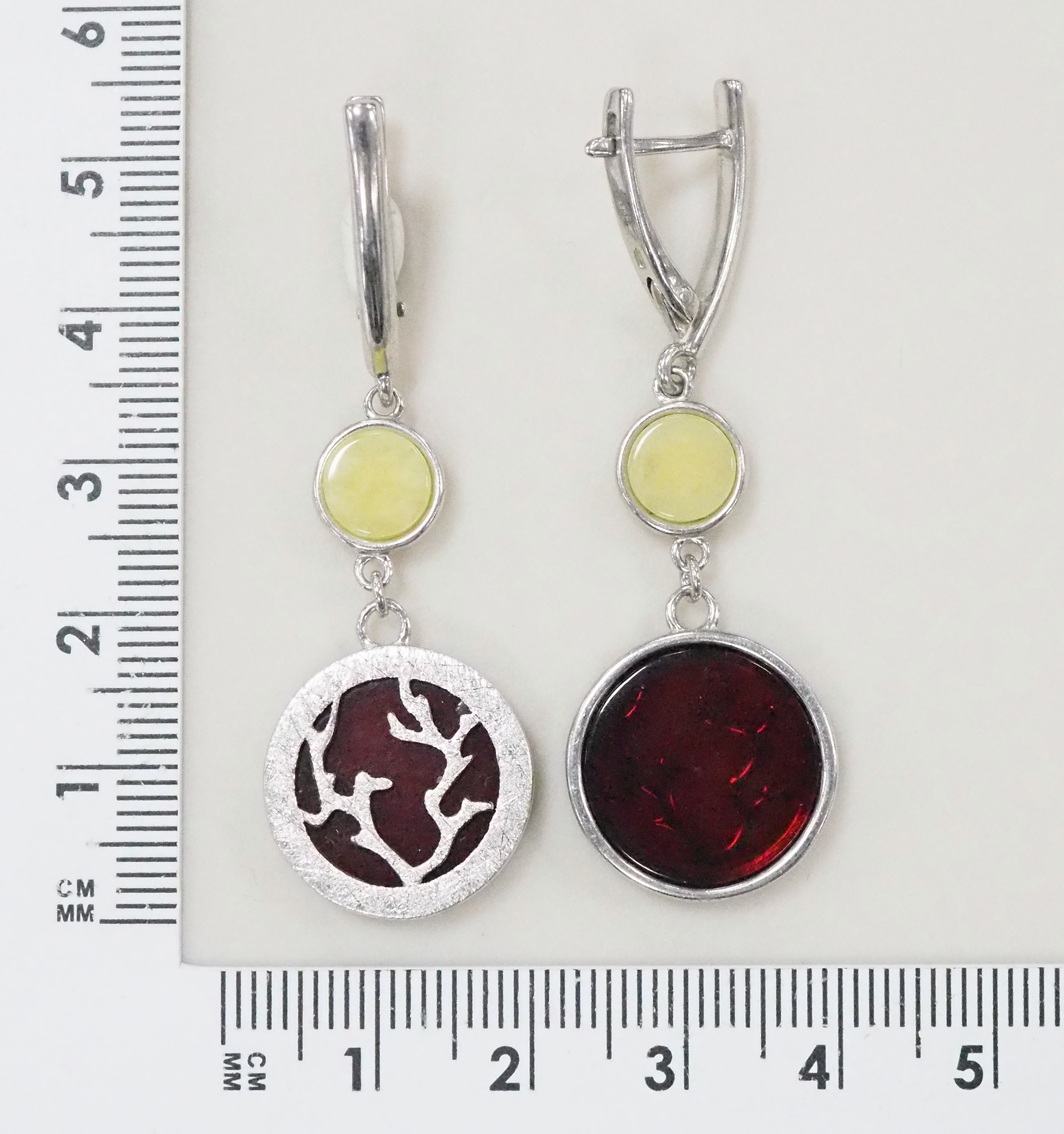 Серебряные серьги 925 пробы; вставки 4 Янтарь;
