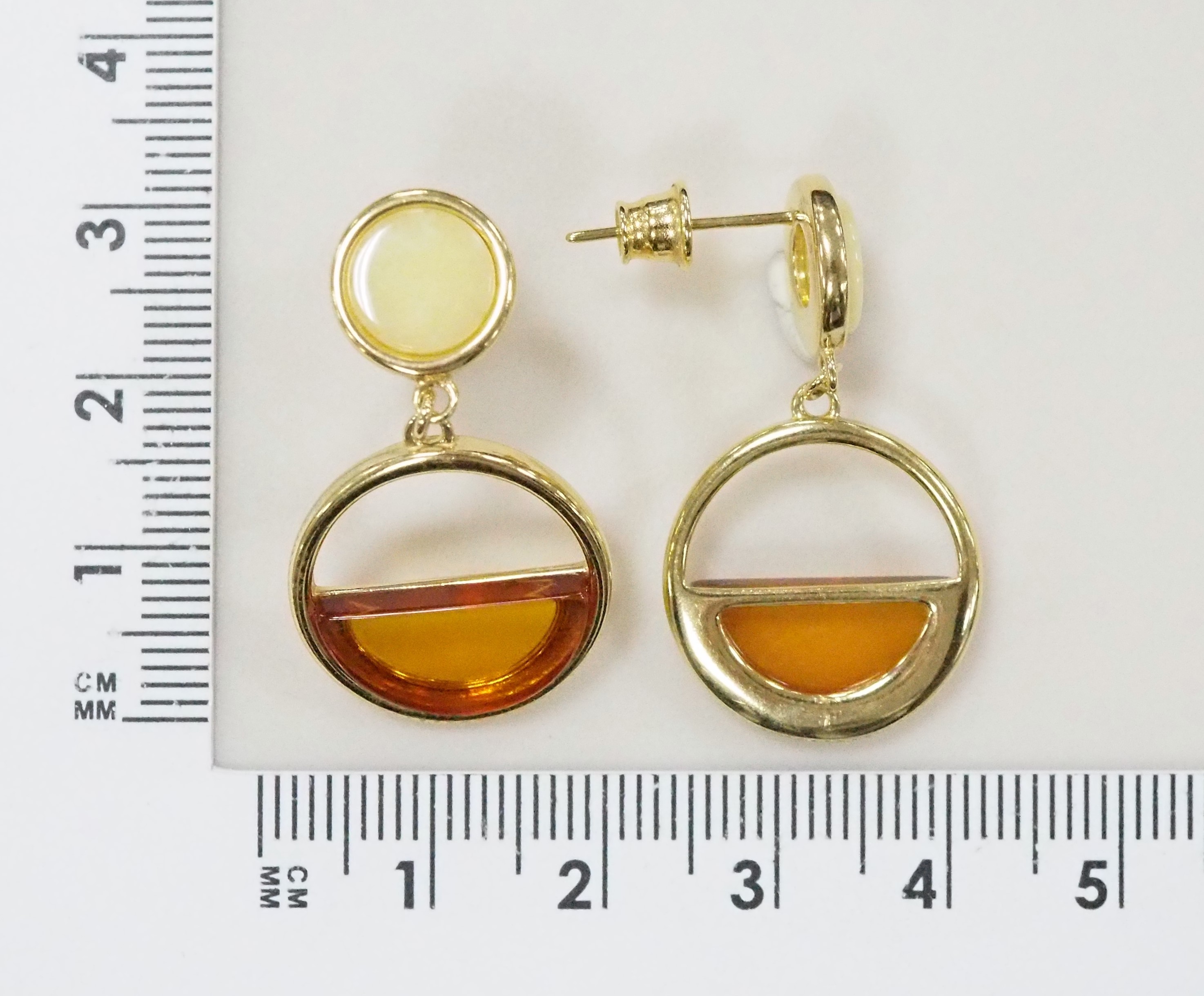Серебряные серьги 925 пробы; вставки 4 Янтарь;