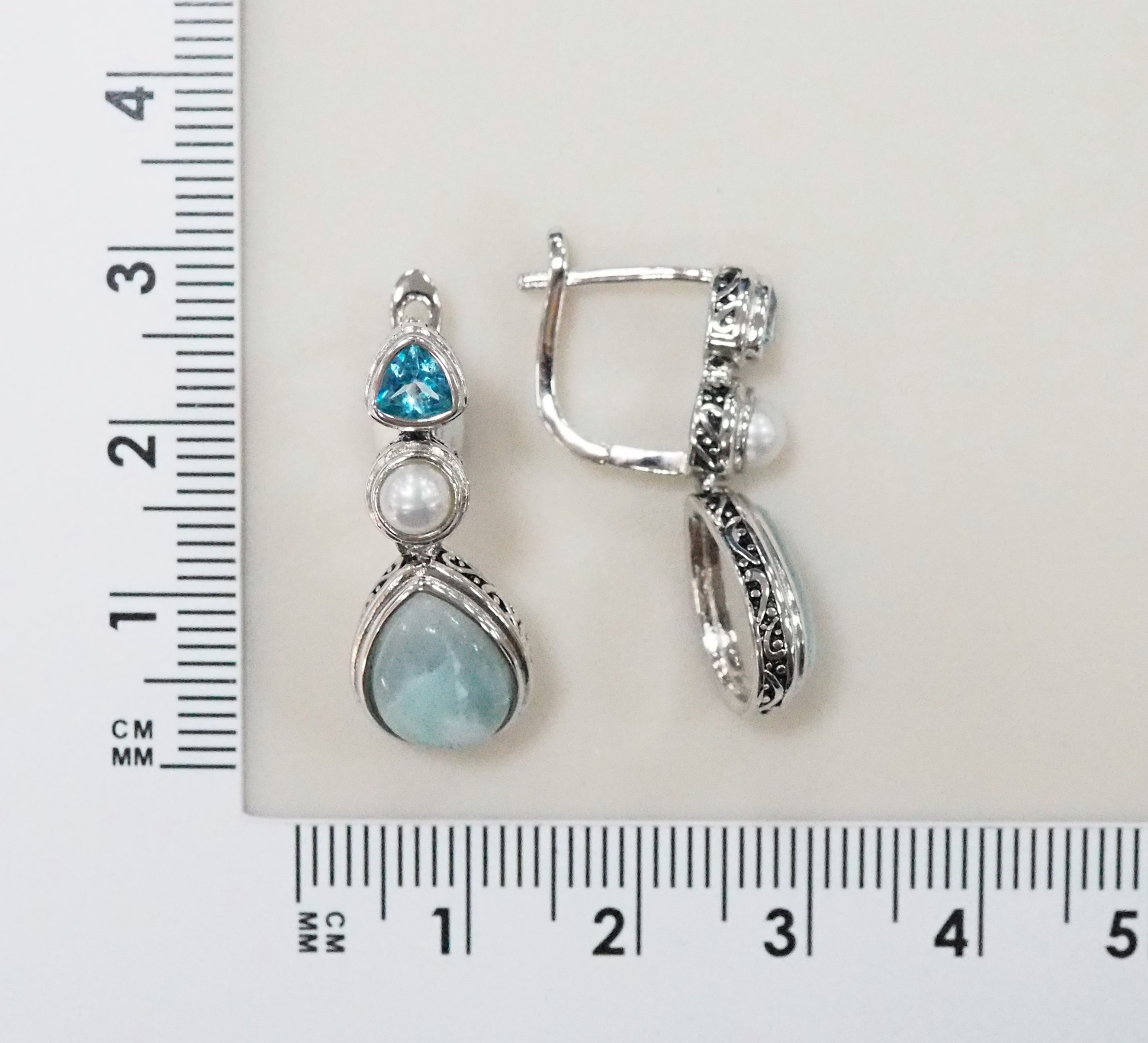 Серебряные серьги с ларимарами