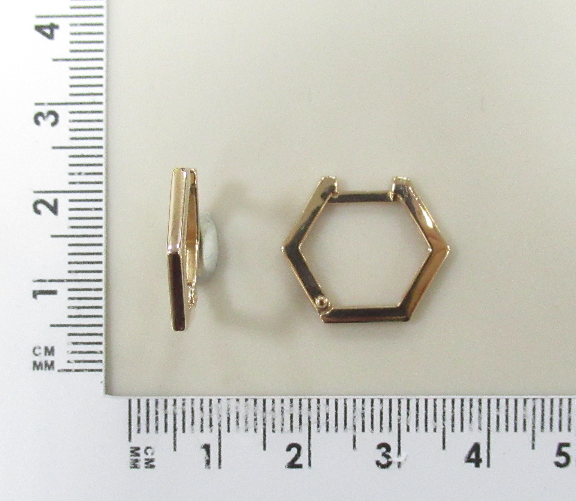 Серьги из золота