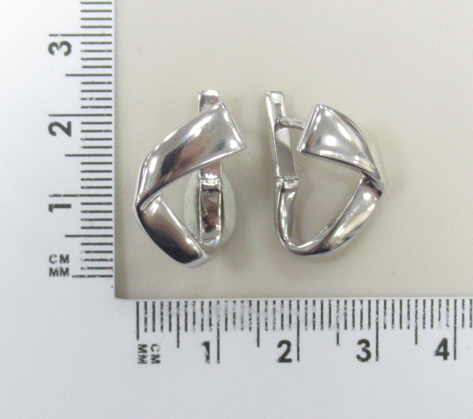 Серебряные серьги