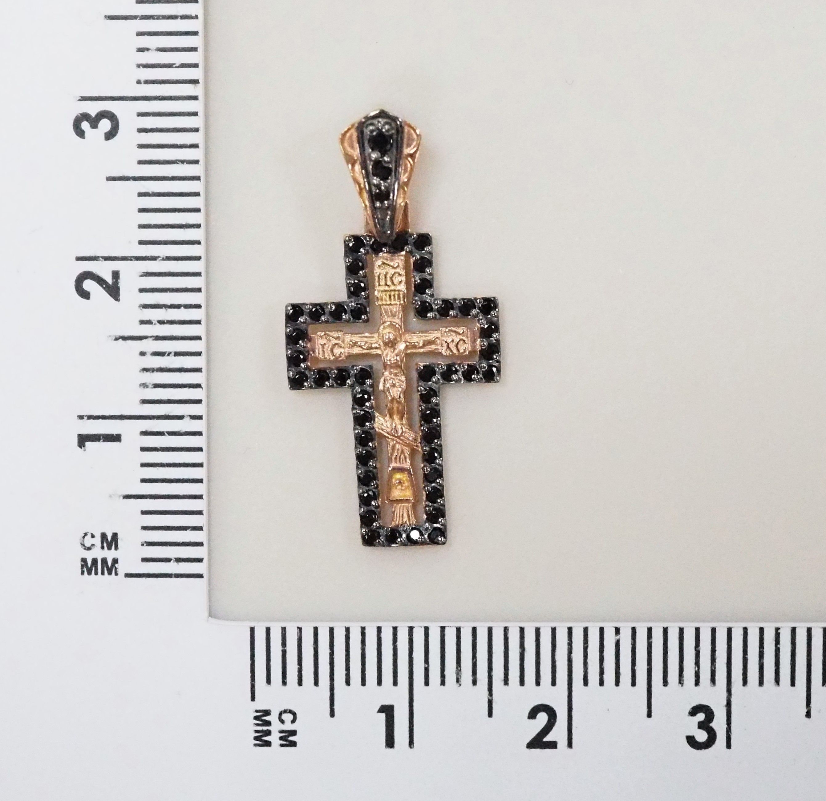 Серебряная подвеска-крест 925 пробы; родий черный; вставки 49 Фианит черный;