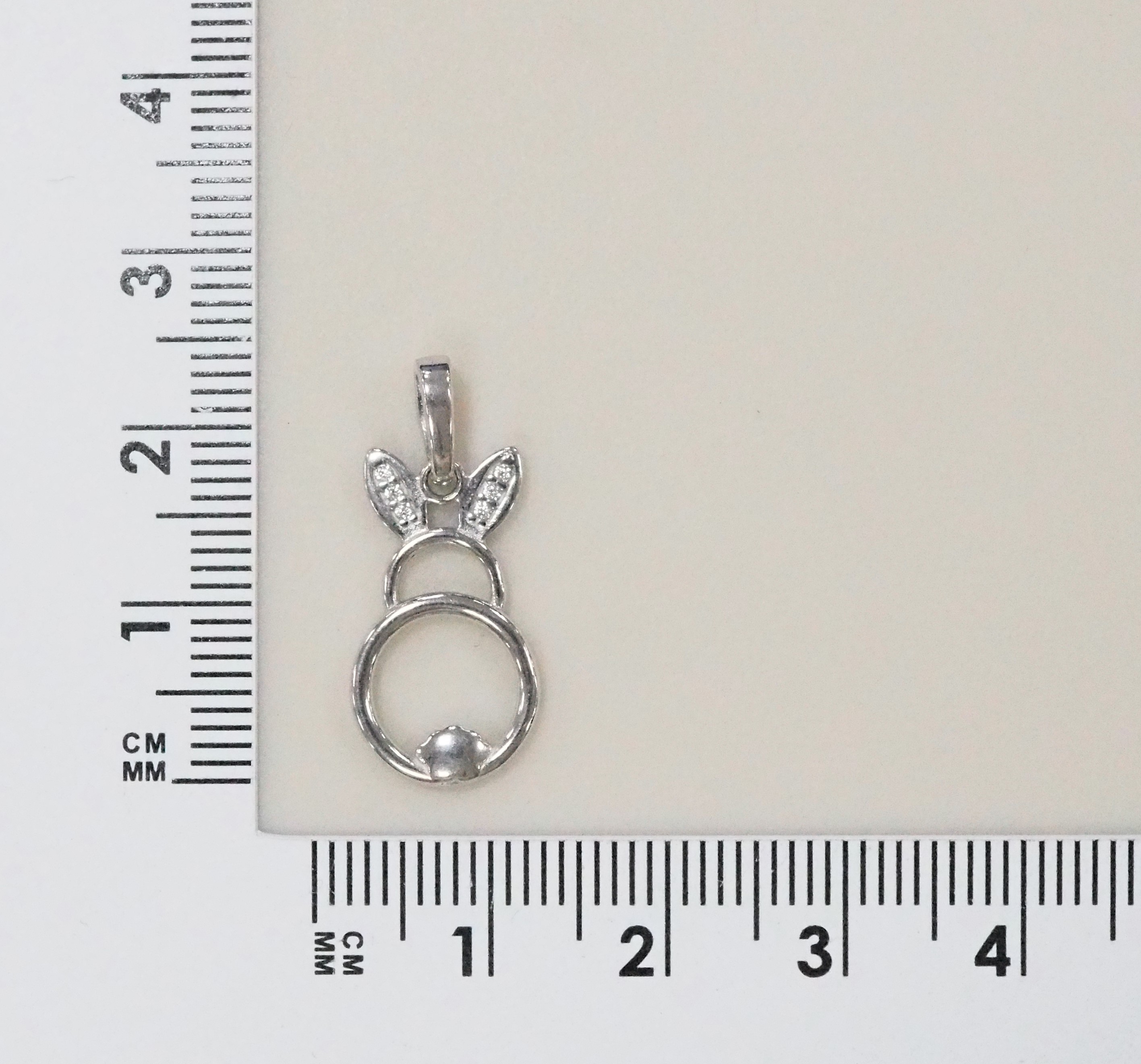 Серебряная подвеска 925 пробы; Зайчик; вставки 6 Фианит бесцв.;