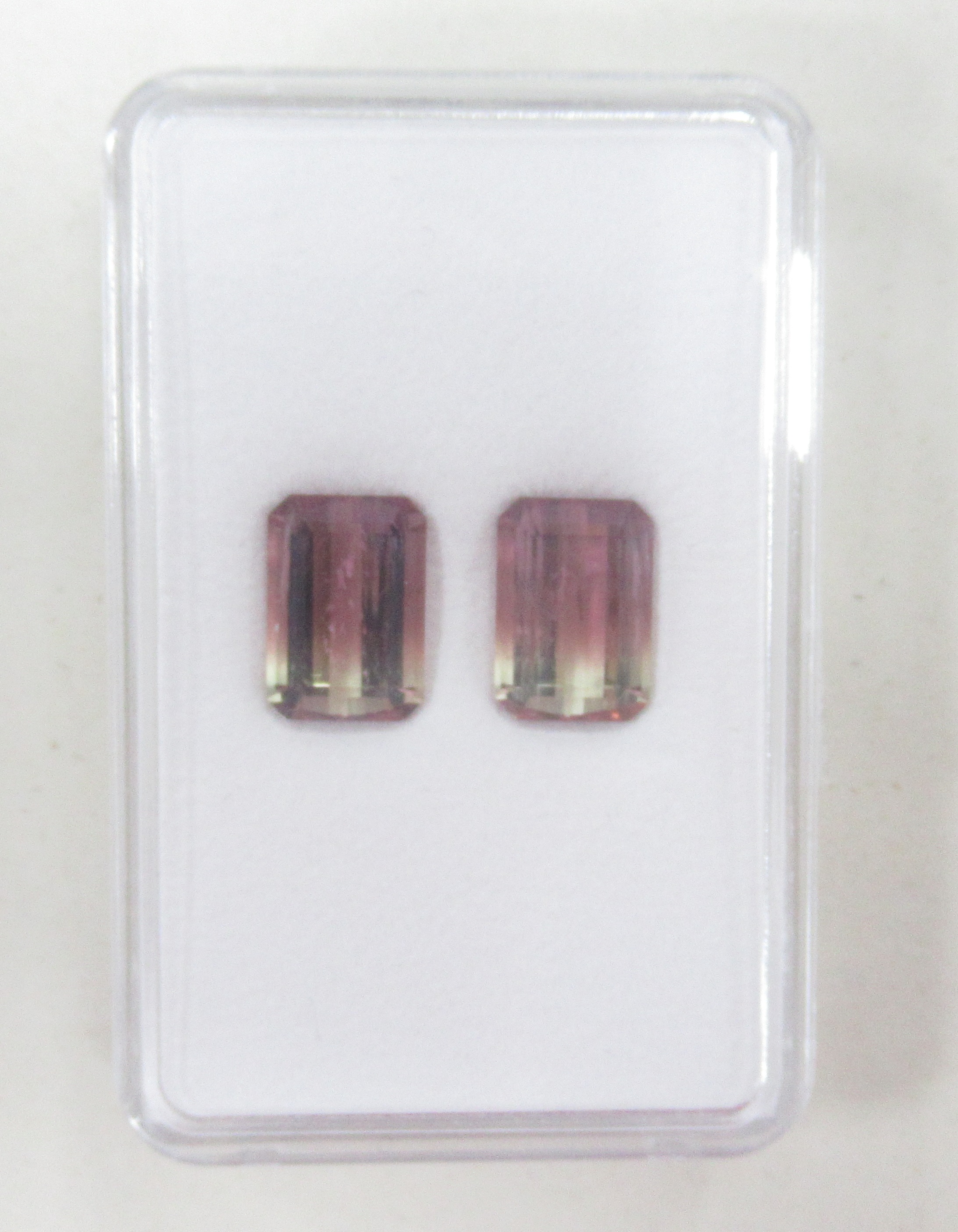 Турмалин октагон 2шт 12*8 11ct